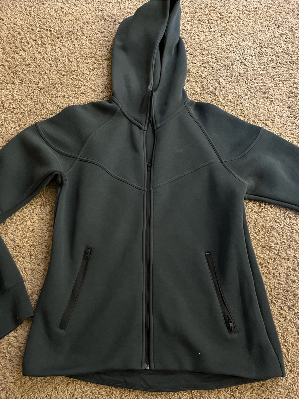 Nike Women's Tech Windrunner Fleece Jacket & Pants - Dark Green